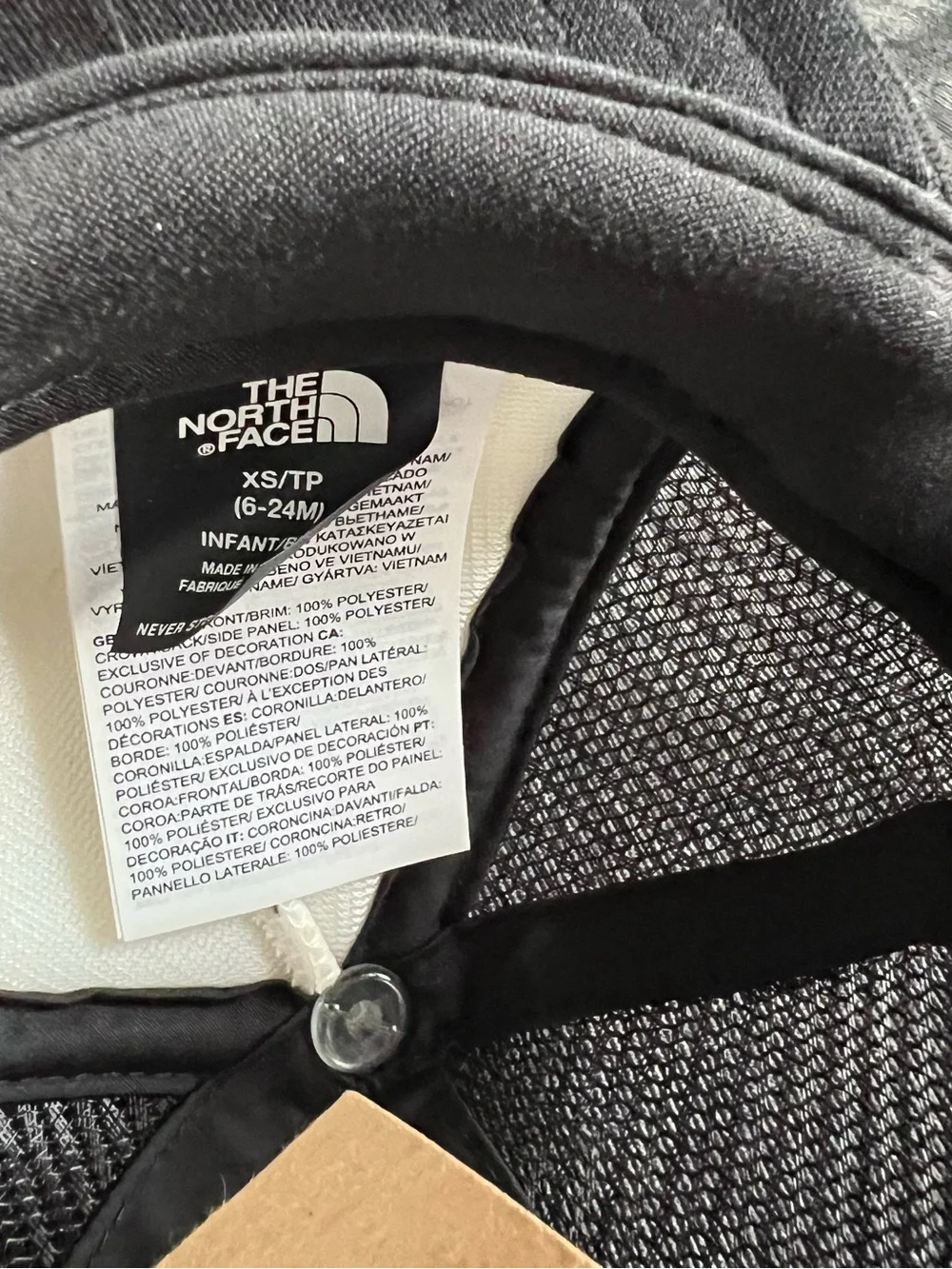 NWT The North Face Kids Trucker Hat Size XS (6-24 Months)